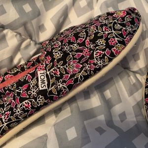 Toms Floral Print Canvas Shoes